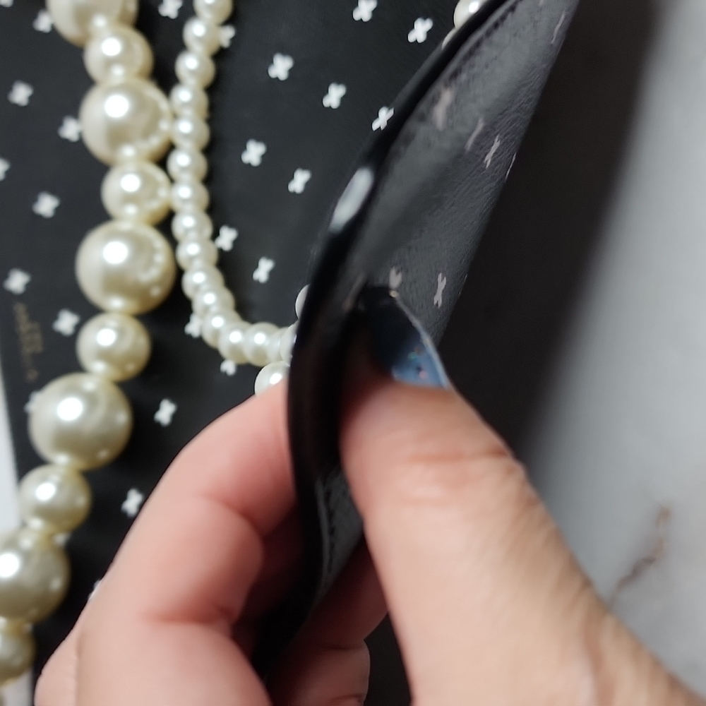 Givenchy printed leather large pouch with added pearl handle and crossbo… - Picture 13 of 15